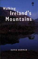 Walking Ireland's Mountains (pb)